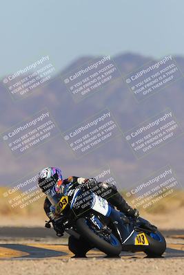 media/Mar-22-2025-CVMA (Sat) [[462c0ffedb]]/Race 13-Amateur Supersport Middleweight/